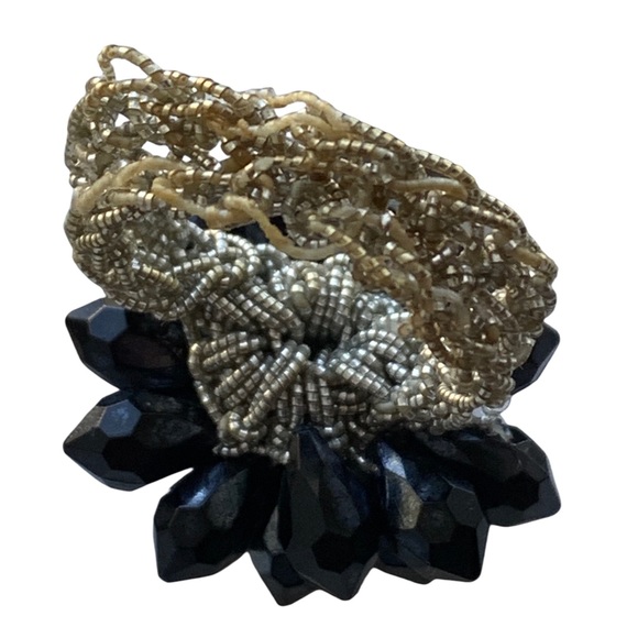Vintage Handmade Black Facet Beaded Stretch Band Ring Woman’s Jewelry Artesian - Picture 5 of 7